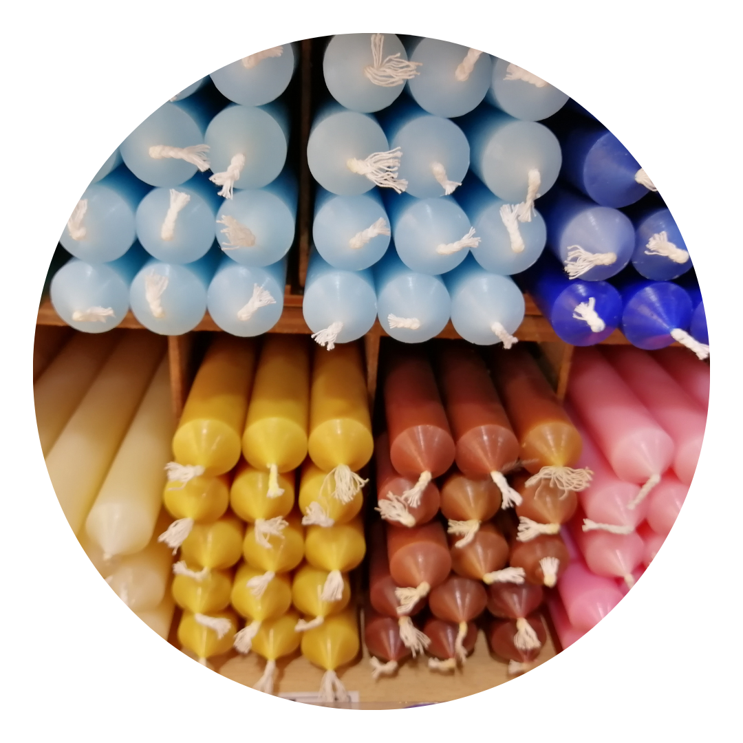 Set de bougies arc-en-ciel